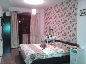 VAND APARTAMENT DE LUX  3 CAMERE SECTOR 1
