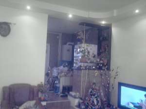 Casa si spatiu comercial de vanzare in Voluntari