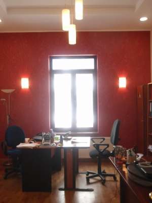 Zona Dacia - Piata Gemeni,   vila de inchiriat,   P+1,   suprafata 450mp,   10 camere