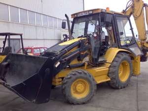 VASELINA ALB-GALBUIE PT.GRESARE UTILAJE CONSTRUCTII SI AGRICOLE!!!