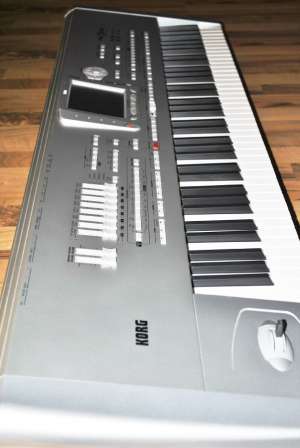 KORG PA1X PRO ELITE - APROAPE NOUA - BONUS HUSA TRANSPORT - 1499 EURO