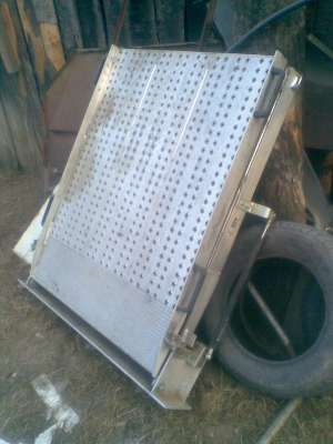 rampa pentru persoane cu handicap sau utilaje(motocultoare,   motociclete etc.)