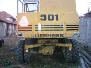 Vand Excavator Libherr
