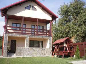 vila ROXANA,  inchiriez vila la munte,  valea prahovei