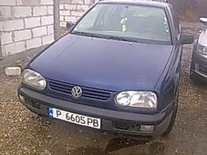 vand Golf 3 , pret 950 Euro  albastra metalizata