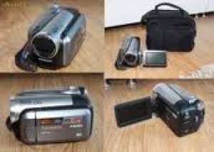 Vand camera video Panasonic SDR H40 noua
