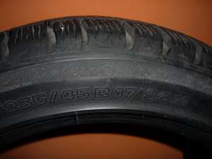 VAND AVANTAJOS ANVELOPE IARNA 235/45 R17