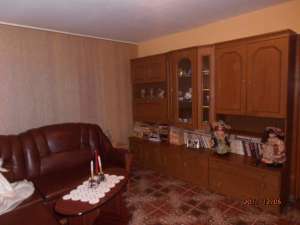 BACAU VAND APARTAMENT CU 2 CAMERE LA PIATA MIORITEI,  CU CENTRALA TERMICA