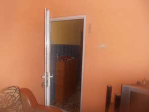 VAND APARTAMENT CU 2 CAMERE IN ZONA TIC-TAC,  COMPLET RENOVAT
