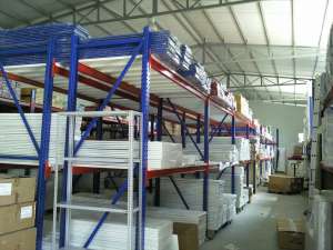 DORALY EXPO MARKET  HALA 3500 mp