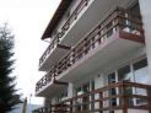 vand apartament 3   camere   situat in Busteni