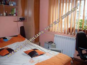 Vindem apartament in Navodari 02*