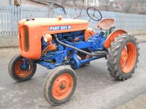 vind tractor fiat 221