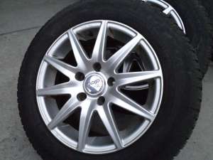 VAND SET JENTI ALIAJ 15" marca ALLOY-TEC ECHIPATE CU ANVELOPE