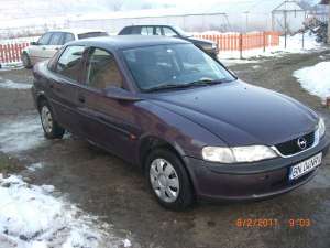DEZMEMBREZ OPEL VECTRA B
