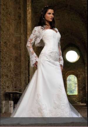 Rochie de mireasa - Divina Sposa - model Iglesias