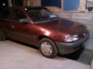 Dezmembrez Opel Astra F 1.6/75CP