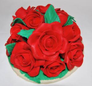 DECORURI SUPERBE DIN MARTIPAN PENTRU TORTURI FESTIVE