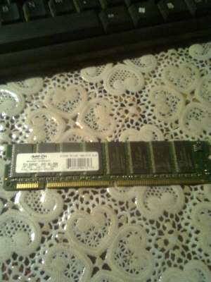 Vand SDRAM 512MB mai multe bucati