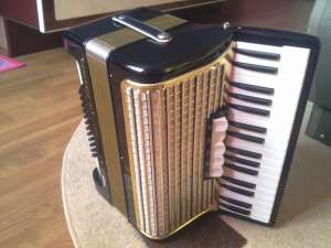 vand acordeon honhner ca nou
