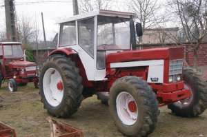 Vand Diverse tractoare agricole