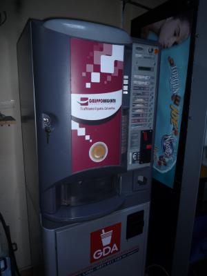 Automate de cafea revizionate