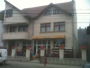 DE VANZARE CASA P+E+M IEFTIN