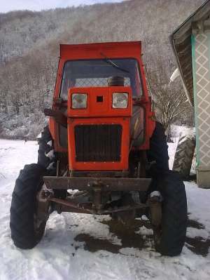 Tarctor forestier DT U650 echipat complect