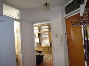 Particular vand apartament cu 3 camere decomandat