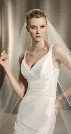 Rochie mireasa (bolero inclus)