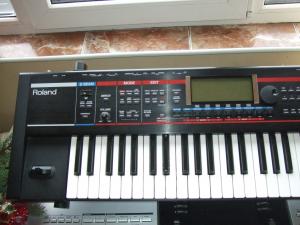 Vand Orga Roland Juno G