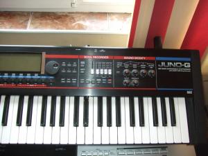 Vand Orga Roland Juno G