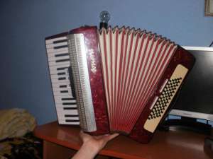 Vand acordeon Sonora.700Ron.