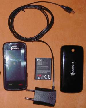 Vand telefon mobil Cosmote Cute