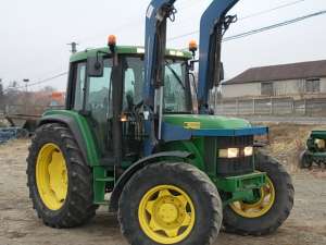TRACTOR