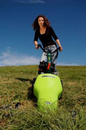 vindem motocoase Herby 88