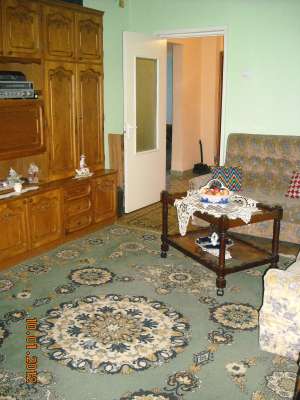 3 camere