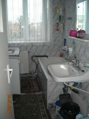 3 camere