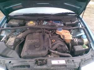 dezmembrez audi a4 1.8 benzina adr an 1998