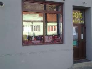 spatiu comercial