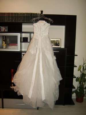 rochie de mireasa bien savvy