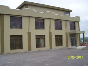 VAND SPATIU COMERCIAL