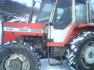 TRACTOR MASSEY FERGUSON (Stare Bună)