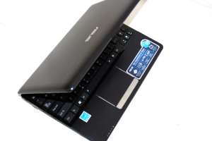 ASUS 1215B Nou