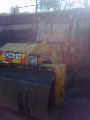 vand cilindru compactor