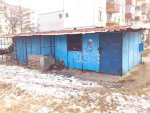 Vand Chiosc Metalic cu Terasa Acoperita