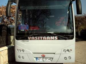 Inchiriez autocar de 35 locuri