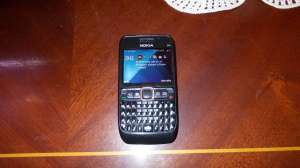 VAND TELEFON NOKIA E63 SI TABLETA