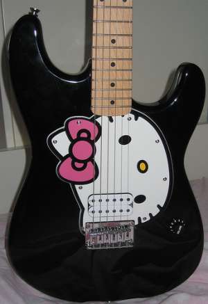 Vand chitara electrica Squier Hello Kitty Limited Edition Neagra
