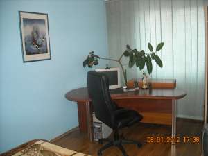 vand apartament central 2 camere decomandat, confort 1, mobilat